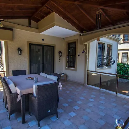 Mimoza Villa